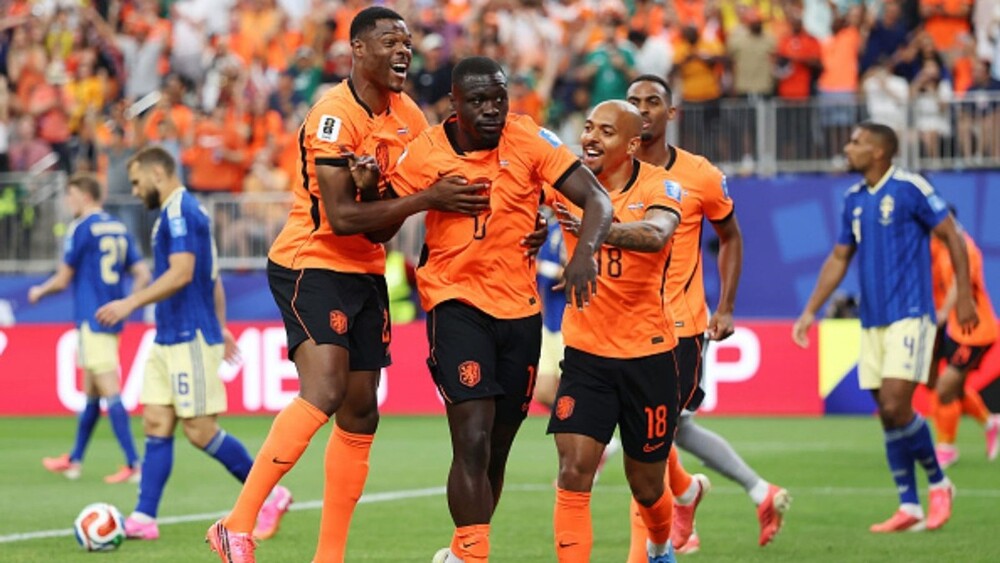 Brian Brobbey là điểm khác biệt trên hàng công Hà Lan