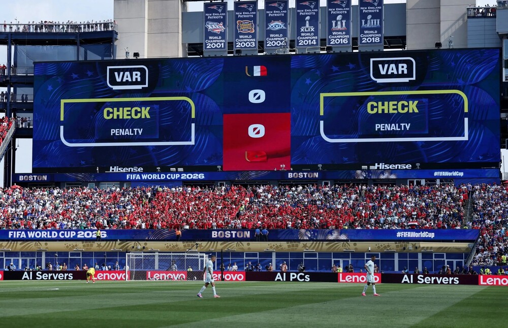 Những công nghệ mới ở World Cup 2026 vẫn còn gây tranh cãi