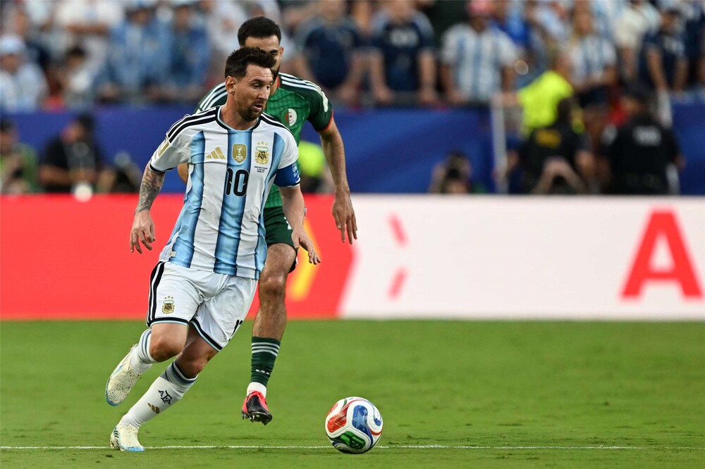 Argentina ngày càng mất kiểm soát và phụ thuộc nhiều vào Messi