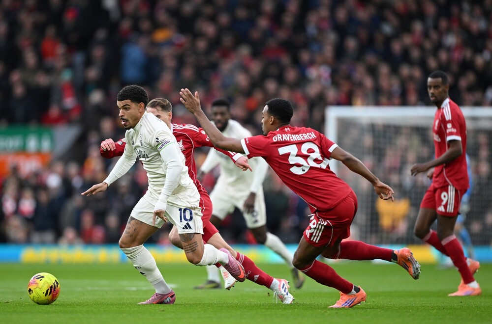 Liverpool vs Nottingham - Đôi công mãn nhãn